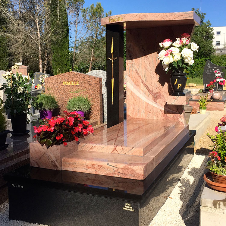 Chapelle Tropical Red - Cimetière Semboules Antibes