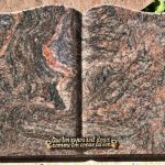 livre-funeraire-granit-veine