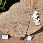 plaque-double-coeur-granit-ange