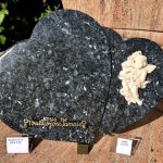 plaque-double-coeur-granit-noir