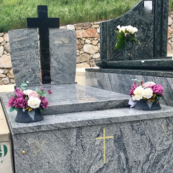 Réalisations de monuments funéraires au cimetière de La Buffe à Cagnes-Sur-Mer