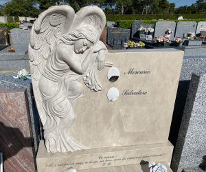 monument-funeraire-beige-2