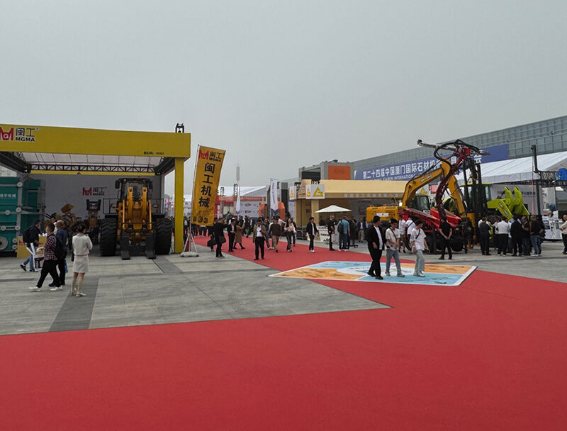 Granits | Une gamme riche de 50 nuances naturelles pour des monuments funéraires uniques