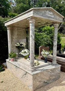 chapelle-funeraire-Antibes