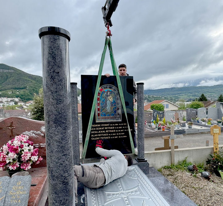 creation-monument-funeraire-personnalise
