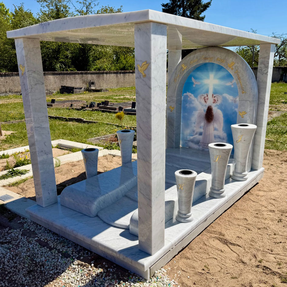 monument-funeraire-marbre-Carrare